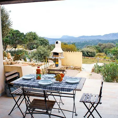Sardegna Countryside Apt! Tennis & Pool Apartman