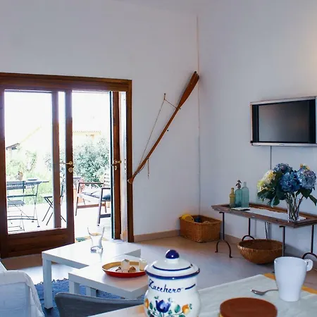 Sardegna Countryside Apt! Tennis & Pool